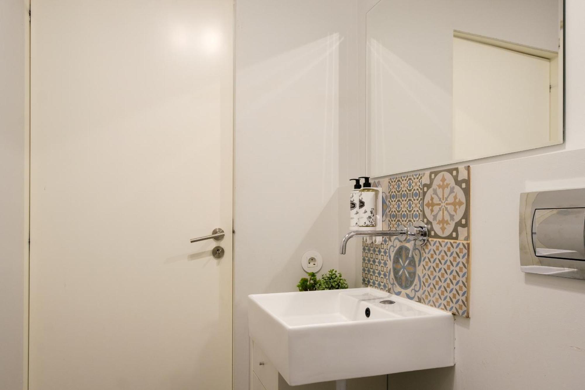 Historic Nook Downtown Near Metro Apartamento *