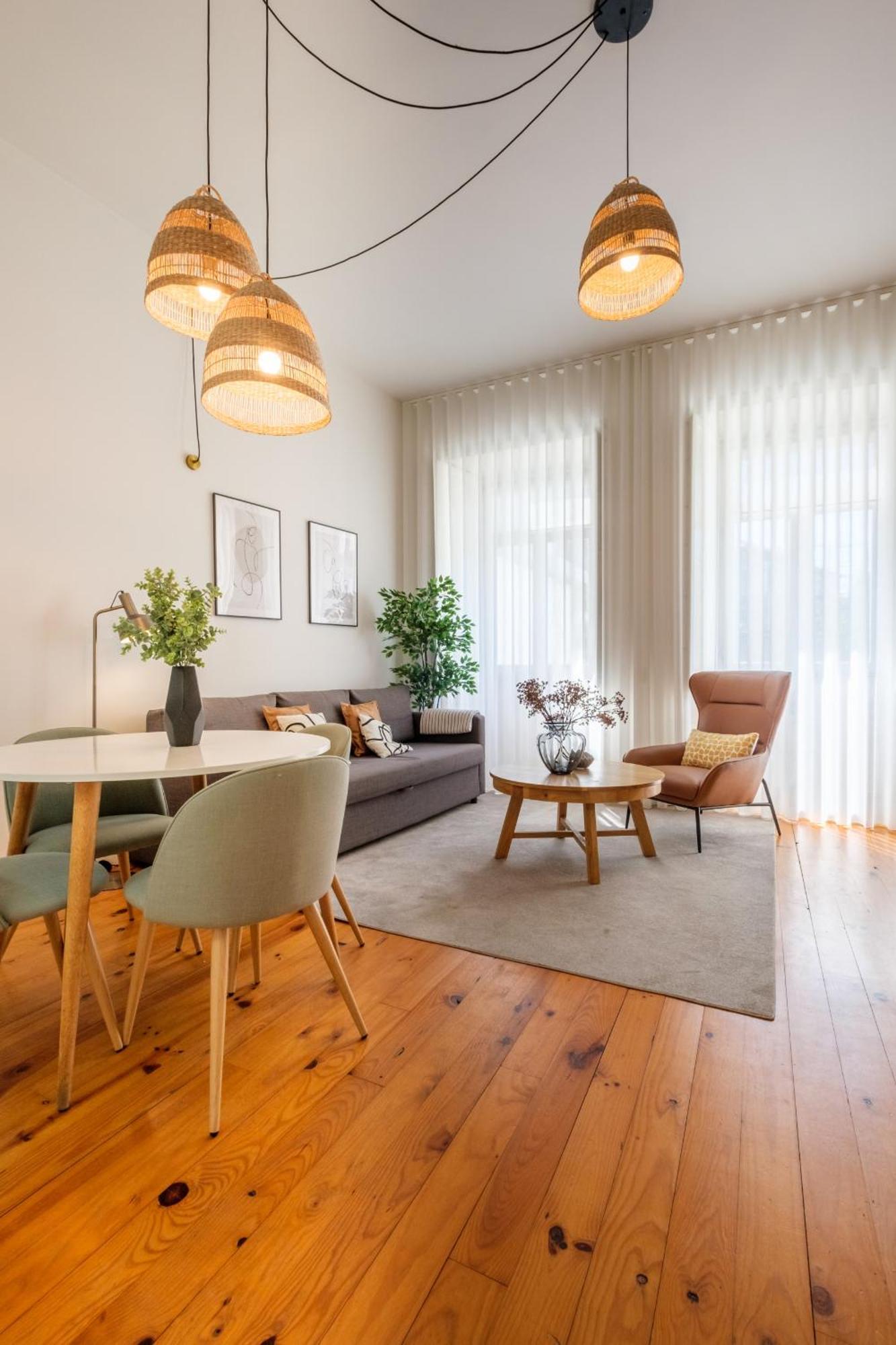 Historic Nook Downtown Near Metro Apartamento Porto